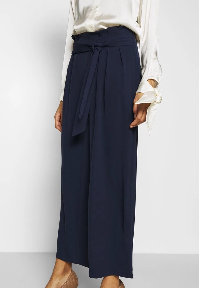 Pantalons ANNA FIELD Anna Field Wide Cropped Leg Trousers With Belt Bleu Marine Femme | SUI-0680537